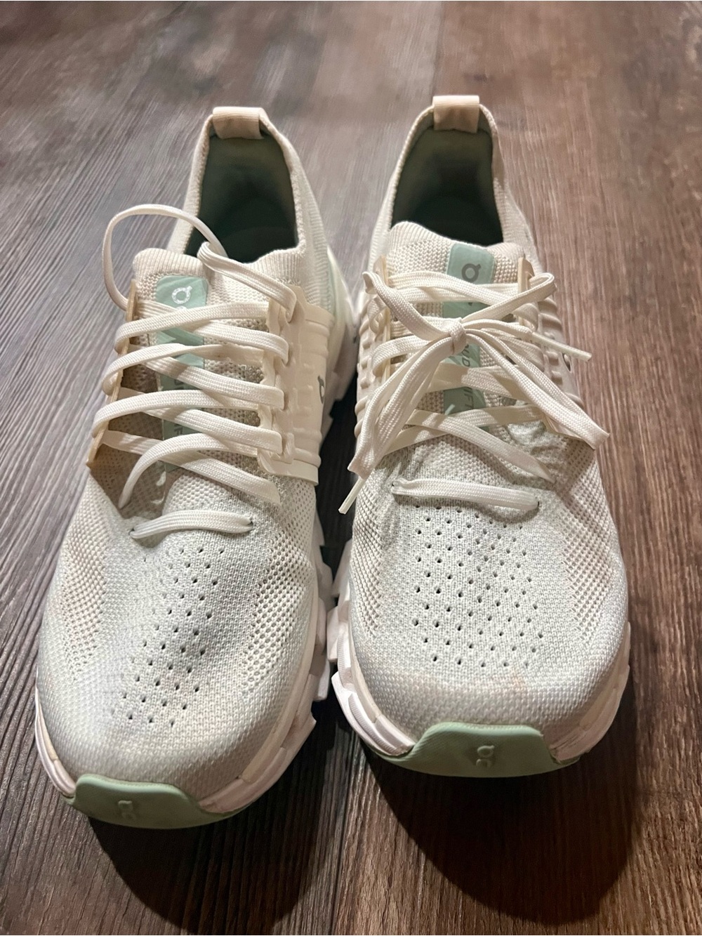 OC On Cloud Women's White Sneakers with Mint Accents